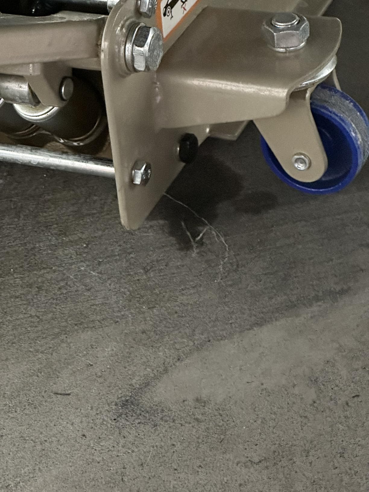 LiftMaster 3 Ton Heavy Duty Ultra Low Profile Steel Floor Jack with Quick Lift customer photo 1