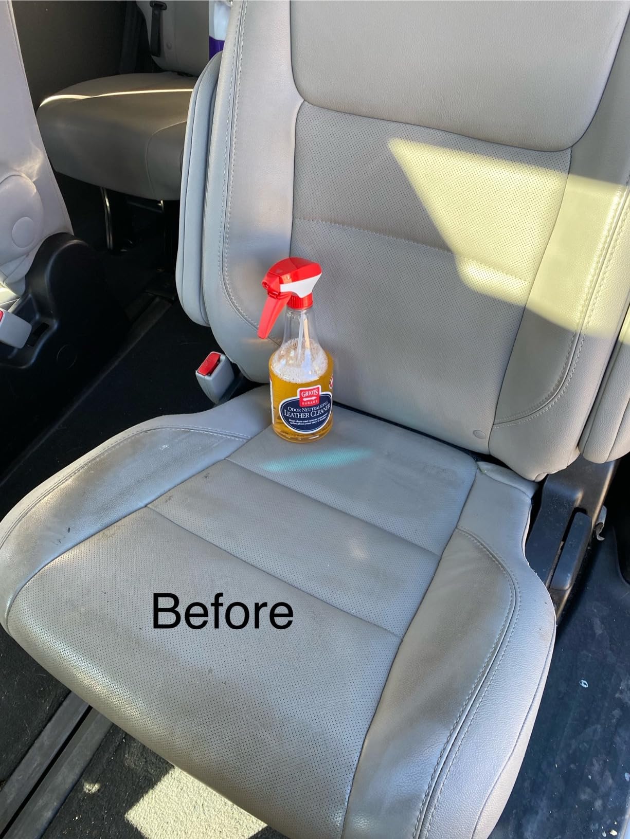 Griot's Garage Odor Neutralizing Leather Cleaner for Car Seats, Dashboard, Door Panels, Eliminates Unwanted Smells, 10971, 22oz customer photo 1