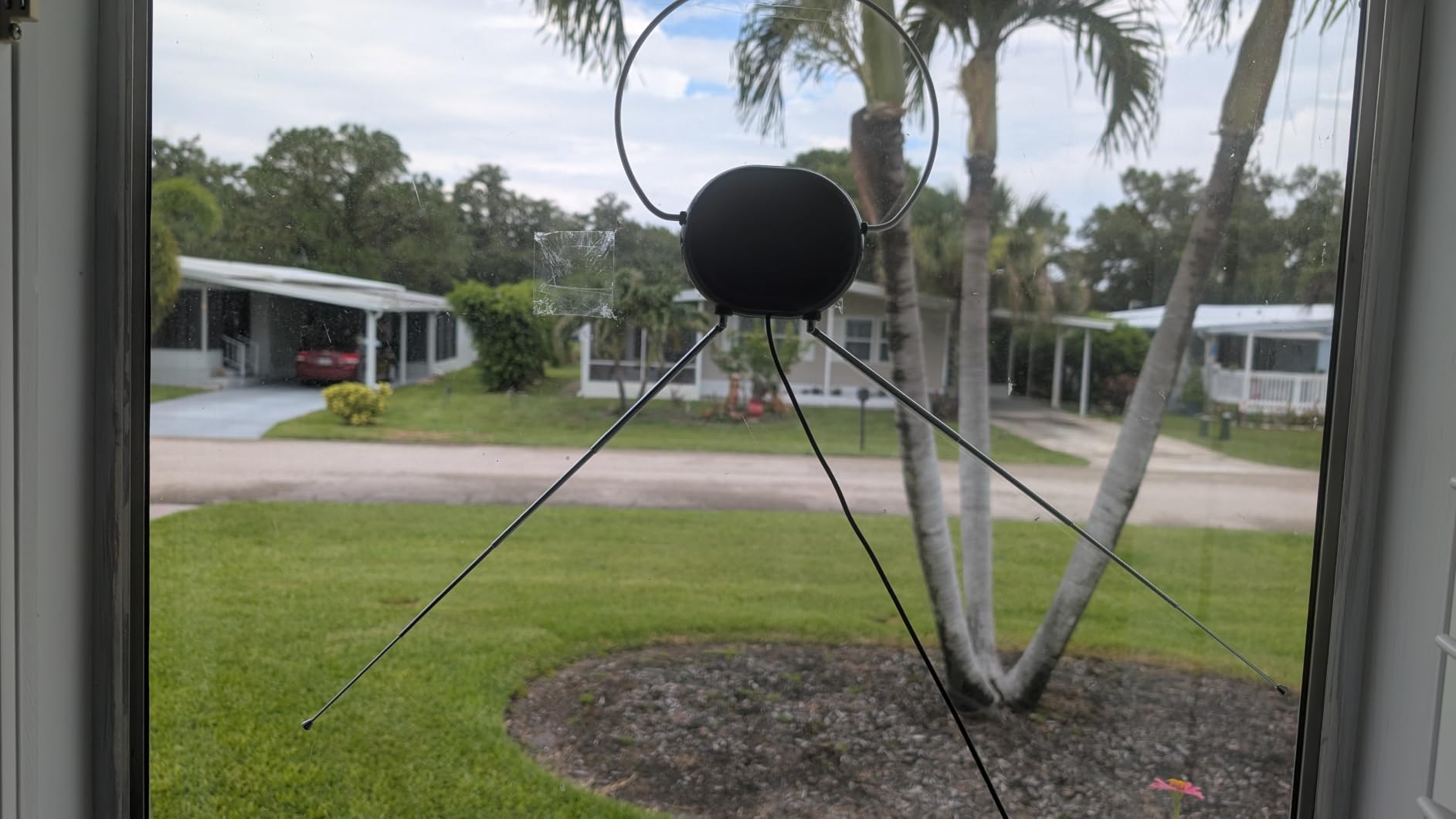 Philips Rabbit Ears Black Indoor TV Antenna, Dipole and Circular Loop customer photo 2
