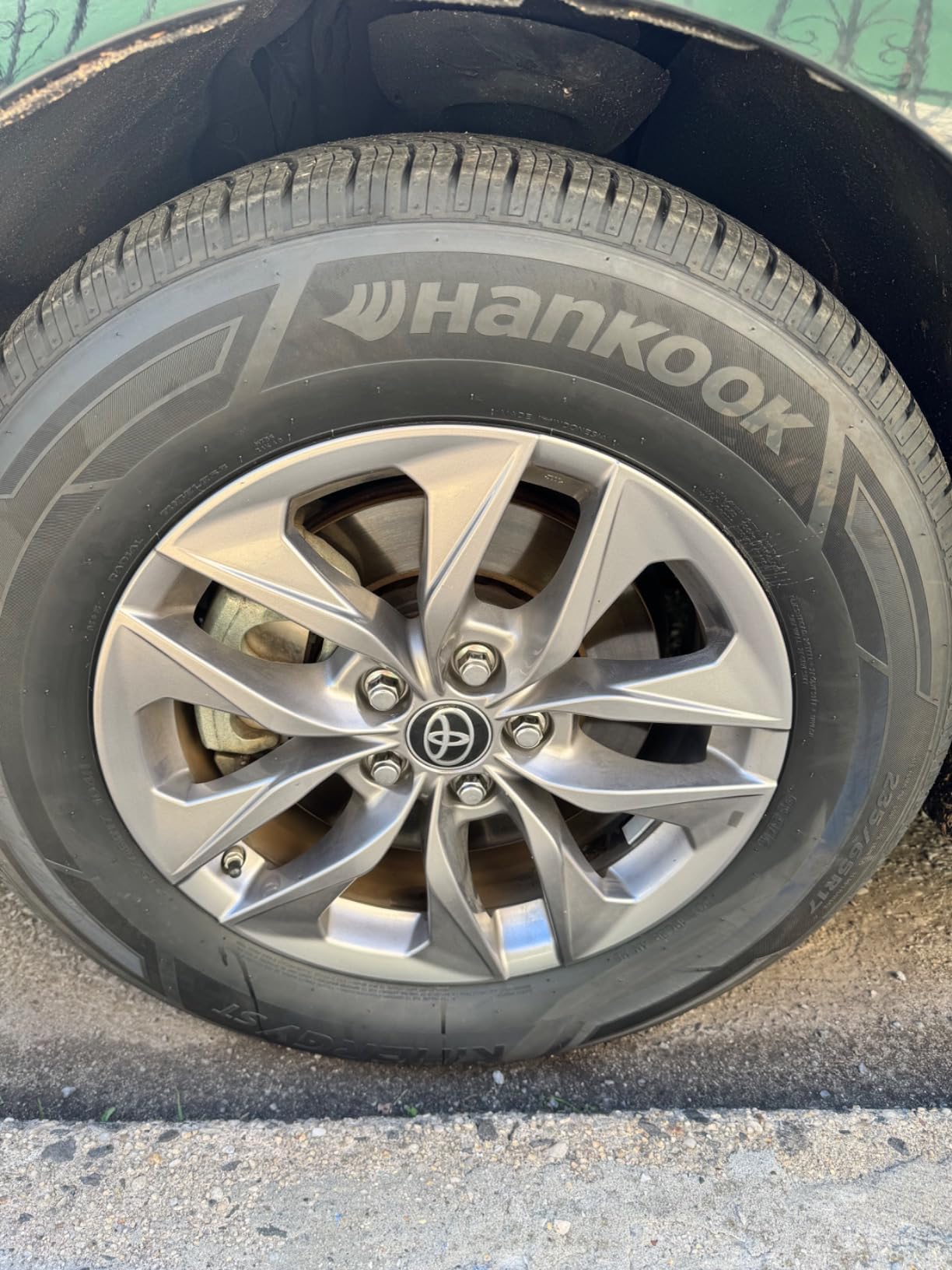 Hankook Kinergy ST (H735) All Season 235/65R17 104H Passenger Tire customer photo 1
