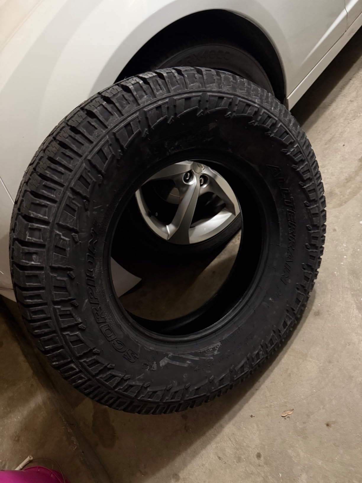 Pirelli Scorpion All Terrain Plus 275/65R18 116T Light Truck Tire customer photo 2