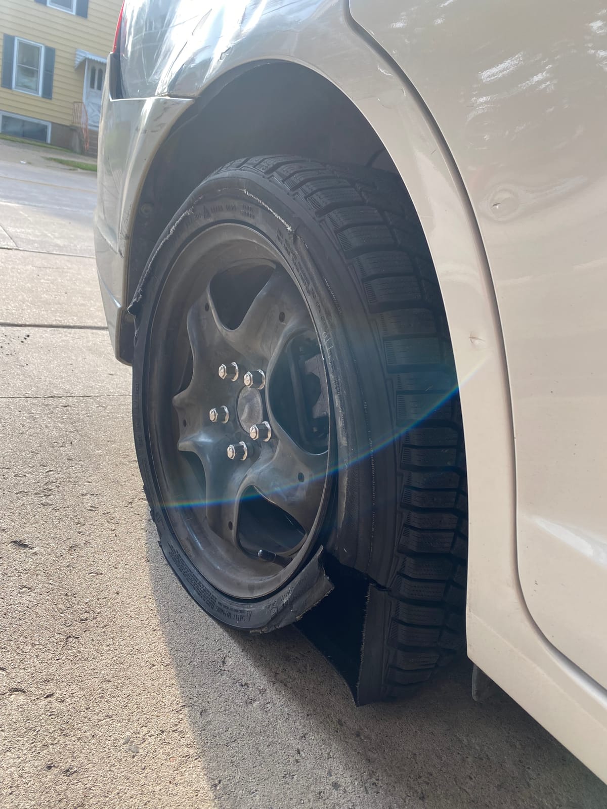 General Tire 15502760000 Altimax Arctic 12 Studable-Winter Radial Tire - 195/65R15 95T customer photo 2