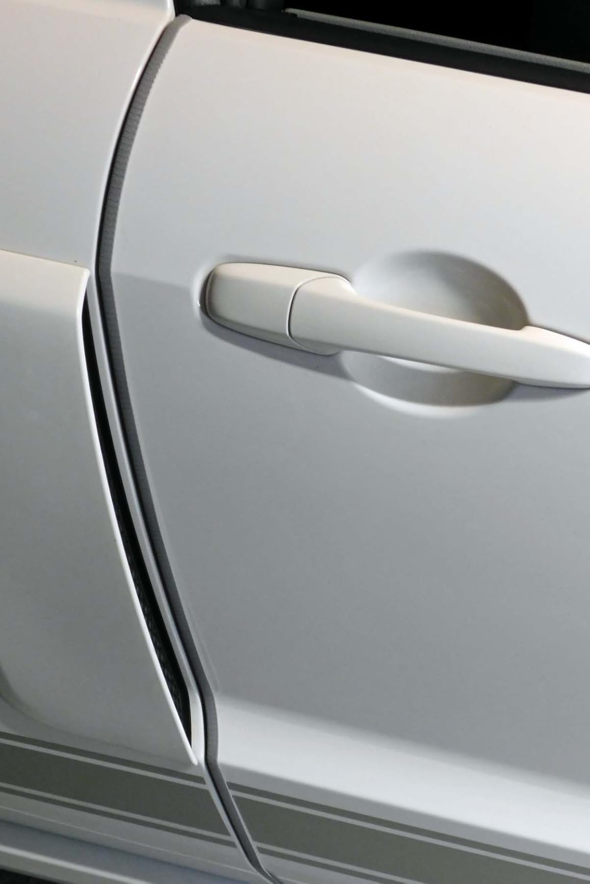Winunite 16.4ft (5m) No Glue Car Door Edge Guards Black customer photo 2