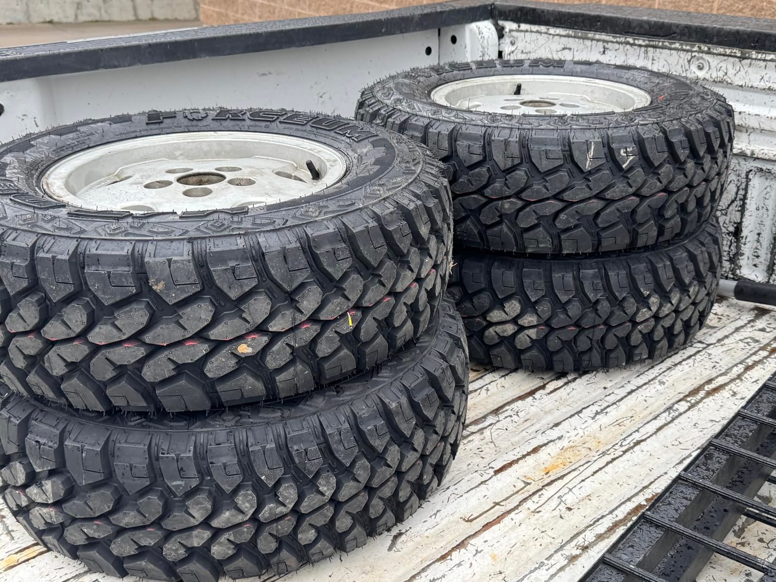 Forceum M/T 08 Plus Mud Off-Road Light Truck Radial Tire-LT265/70R17 265/70/17 265/70-17 121/118P Load Range E LRE 10-Ply BSW Black Side Wall customer photo 1