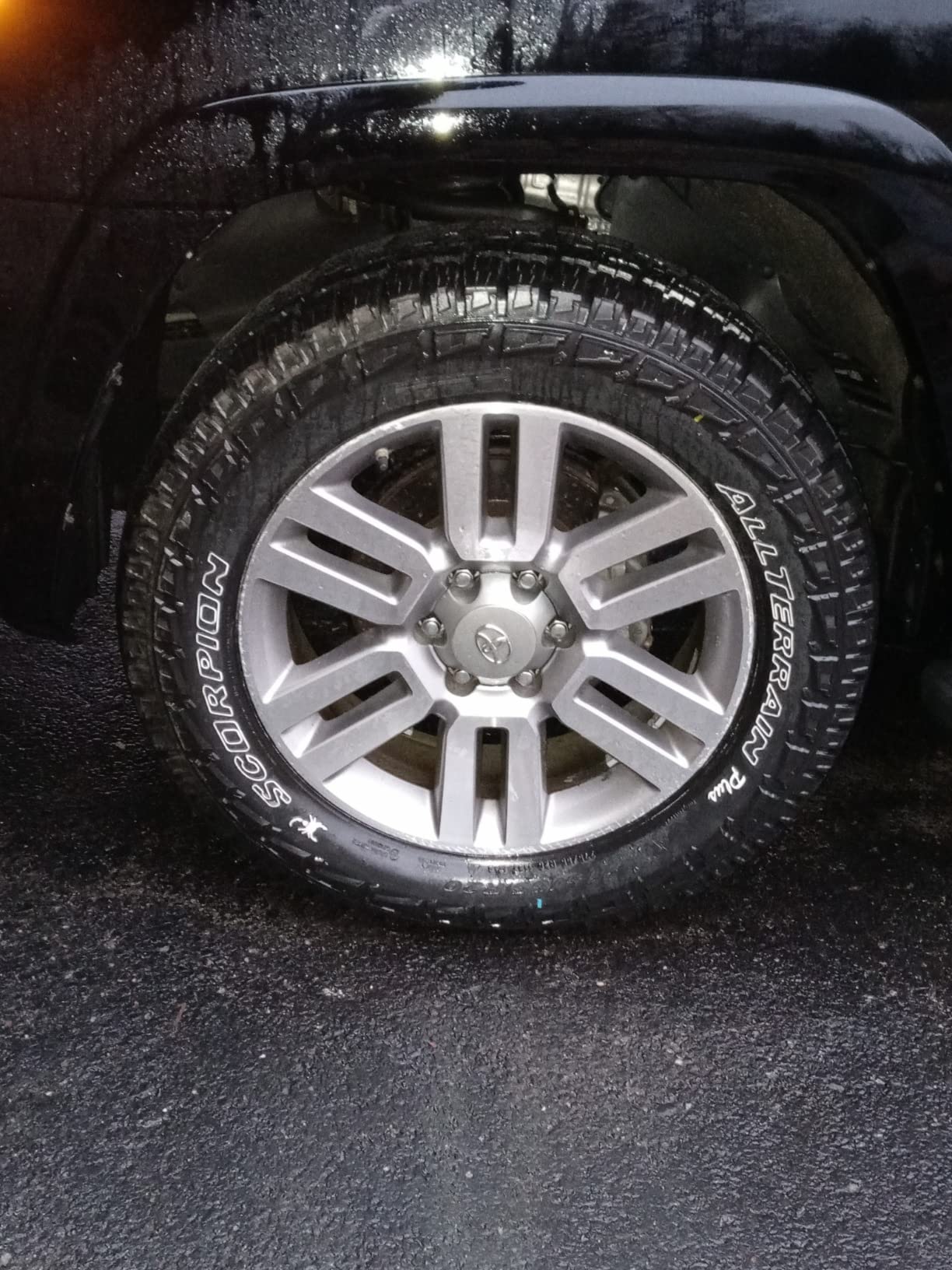 Pirelli Scorpion All Terrain Plus 265/65R18 114T Light Truck Tire customer photo 2