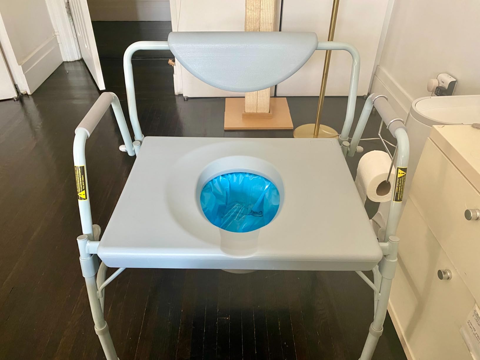 Dynarex Bariatric Drop Arm Bedside Commode, Multi-Use Portable Toilet Chair with 650 Pound Weight Capacity and a Heavy-Duty Steel Frame, Grey, 1 Bariatric Drop Arm Bedside Commode customer photo 2