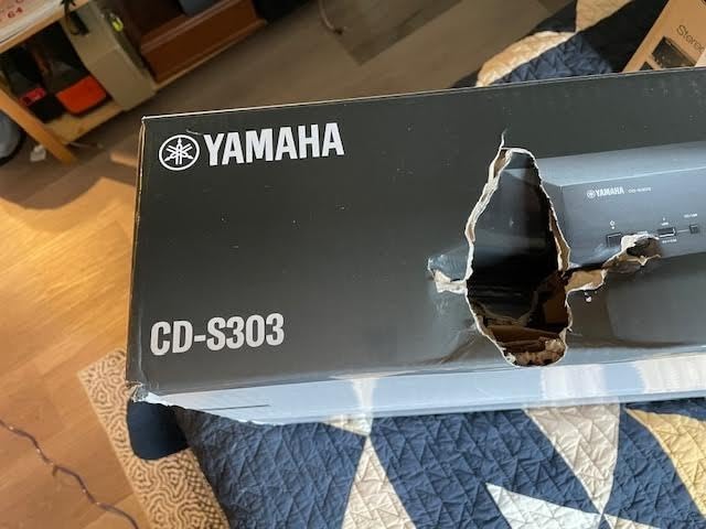 Yamaha CD-S303 Single CD Player, Black customer photo 2