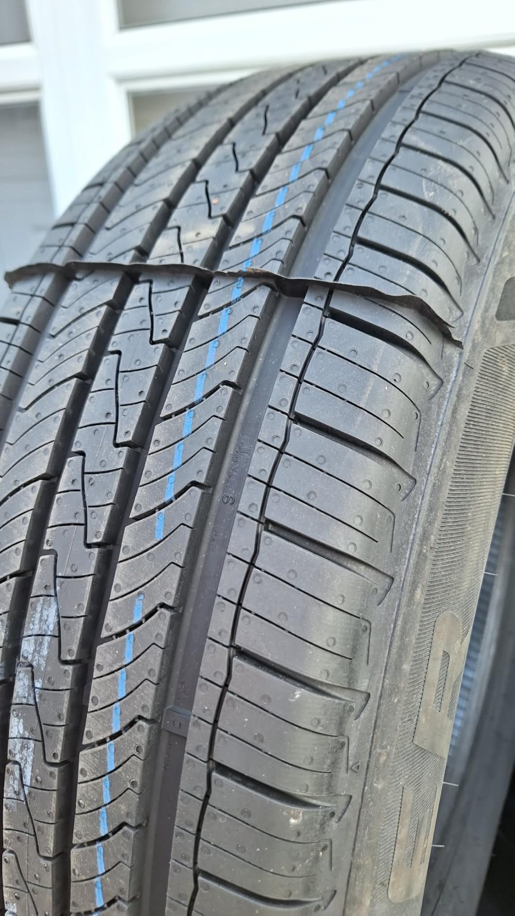 Cooper Endeavor Plus All-Season 225/60R18 100H Tire customer photo 2