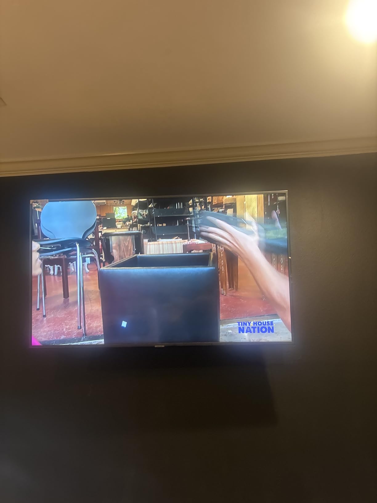 PERLESMITH Corner TV Wall Mount for 26–65 inch TVs up to 70 lbs customer photo 2