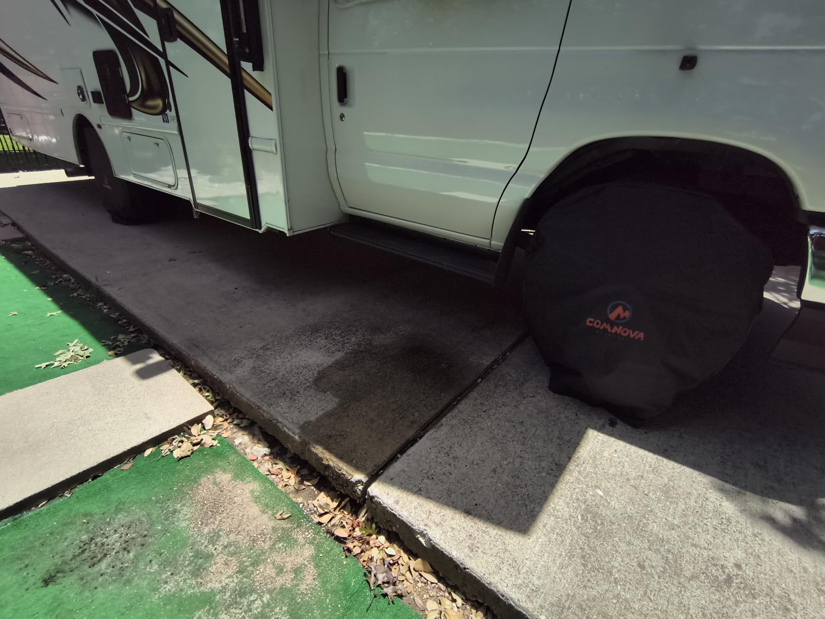 RV Tire Covers 4 Pack, Tough Tire Wheel Protector for Truck, SUV, Travel Trailer, Camper, Motorhome, Boat, Van, PU Oxford Waterproof Sun Rain Snow Protector Cover, Fits Tire Diameters 26-29 inch customer photo 1