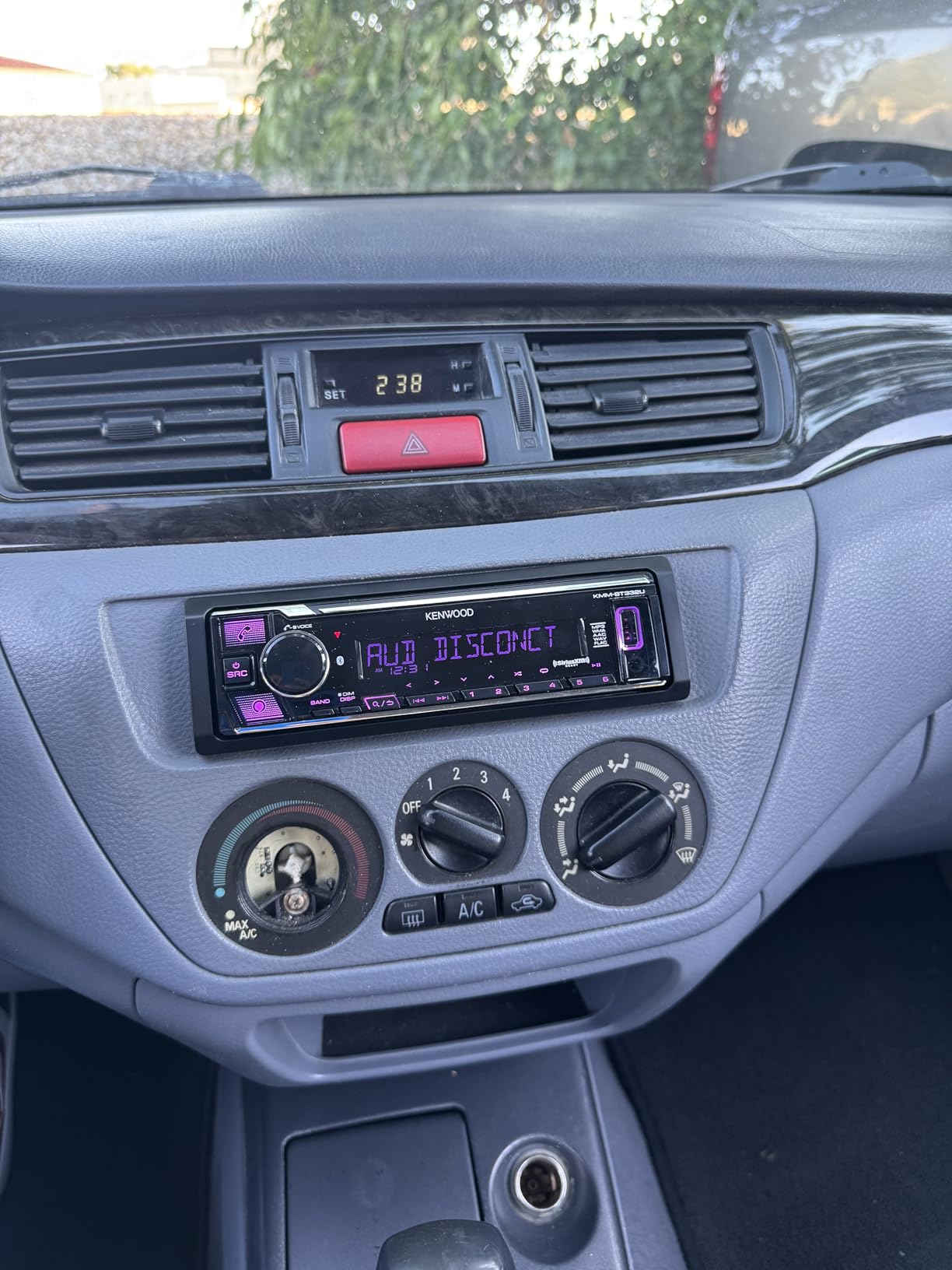 KENWOOD KMM-BT332U Bluetooth Single DIN Car Stereo with USB Port, AM/FM Radio, MP3 Player, Multi Color LCD, Detachable Face, Built in Amazon Alexa, Compatible with SiriusXM Tuner customer photo 2