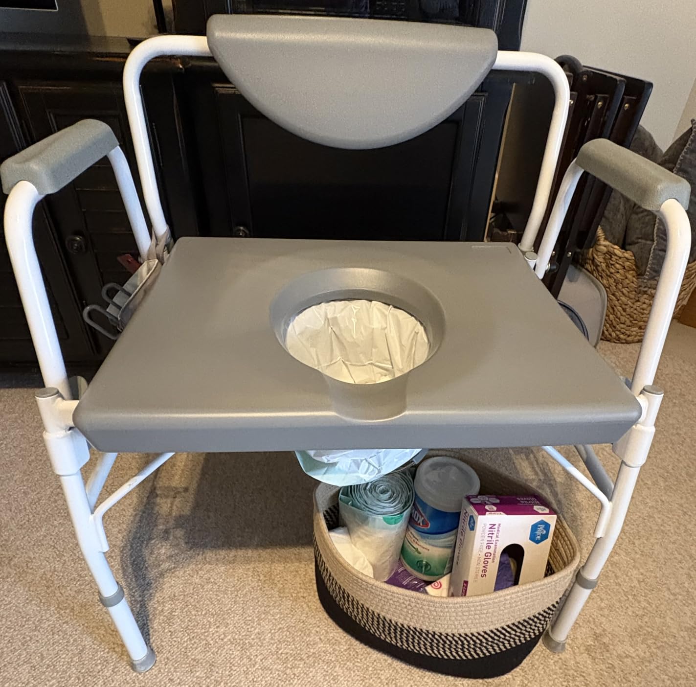 Medline Bariatric Drop-Arm Commode - Heavy Duty Steel Toilet Chair for Disabled and Elderly, 1,000 lb. Weight Capacity customer photo 2