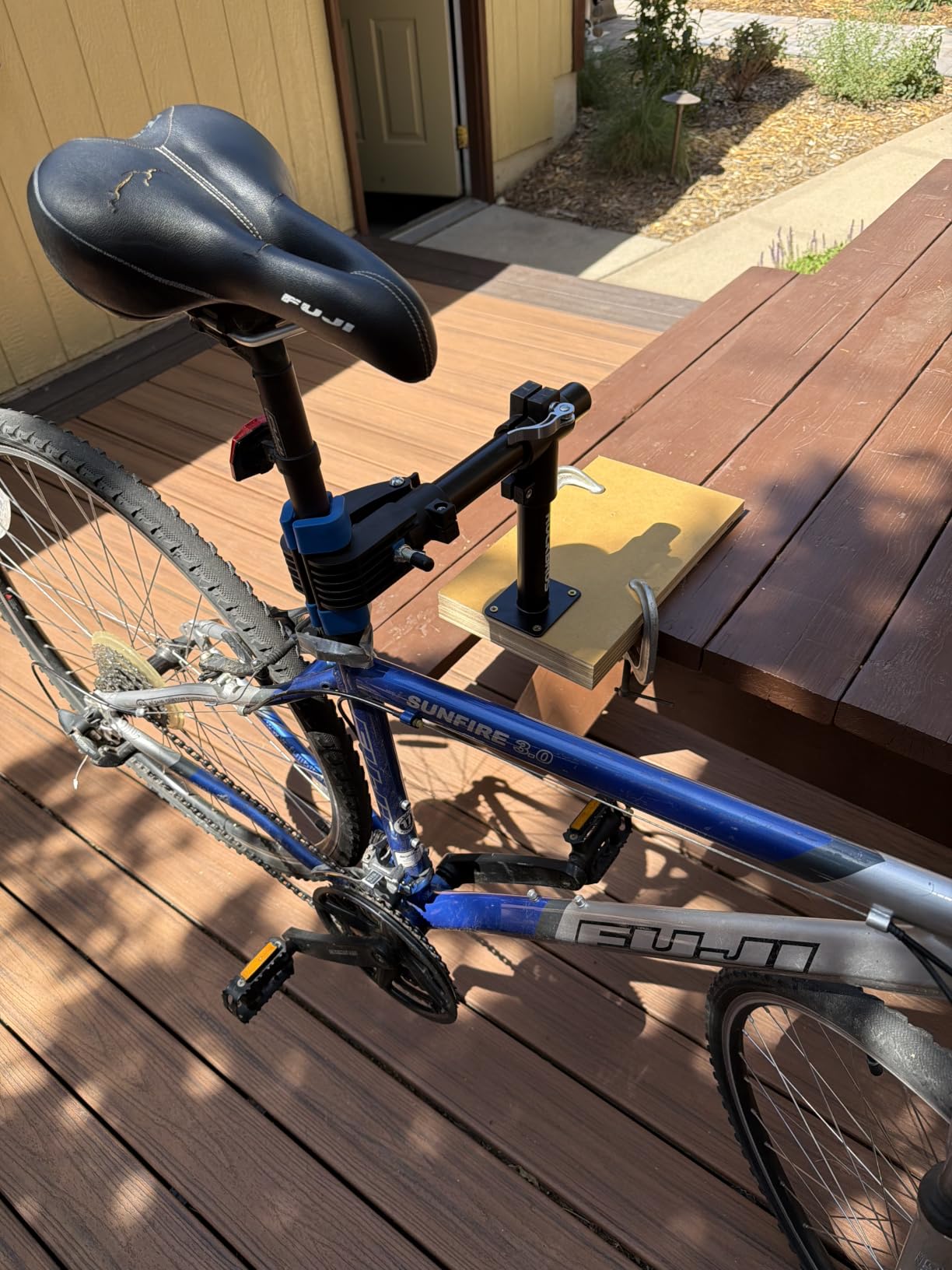 ROCKBROS Bike Repair Stand - Wall/Bench Mount, 44 lbs Capacity customer photo 2