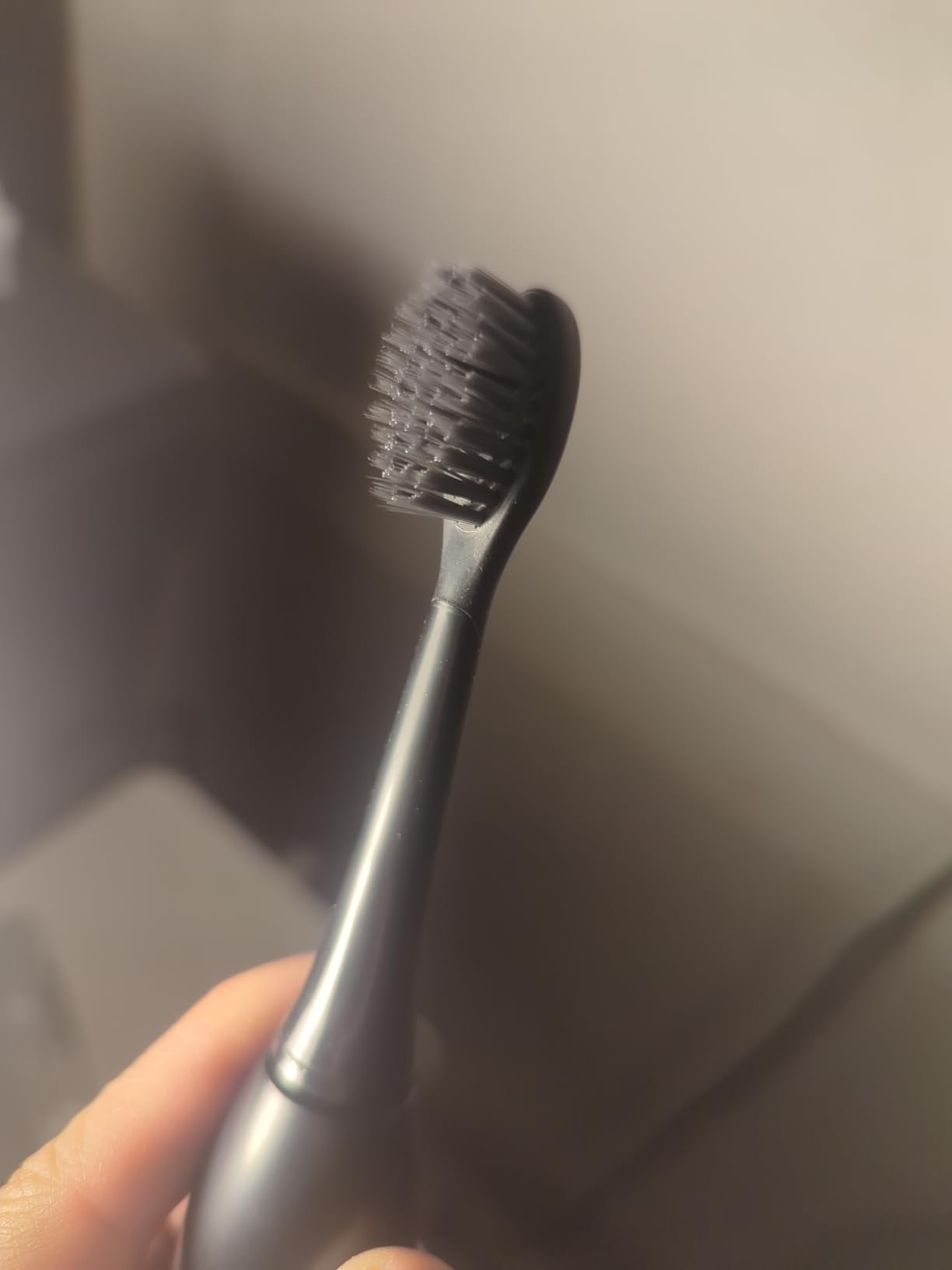 EZZI Sonic Electric Toothbrush | Ultra Soft Tapered Bristles | 60-Day Rechargeable Battery | 42,000 Vibrations/Min | for Adults, Sensitive Teeth, Receding Gum Disease, Whitening, Braces, Travel customer photo 2