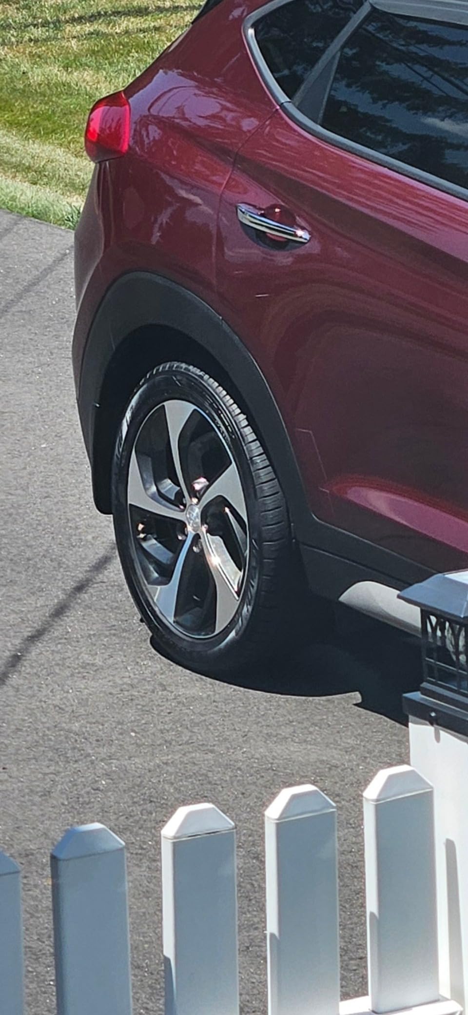 Lexani LX-Twenty Performance 235/55R19 105W XL Passenger Tire customer photo 1