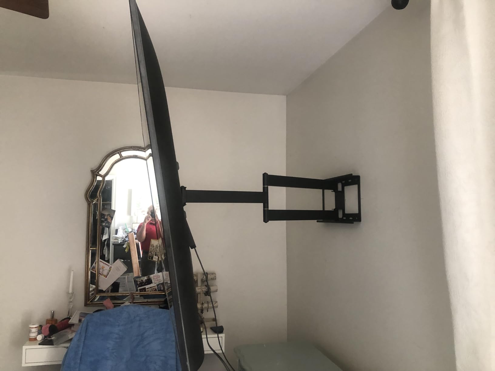 BONTEC Corner TV Wall Mount with Extra Long 40.9” Extension Arm,Tilt Swivel customer photo 1