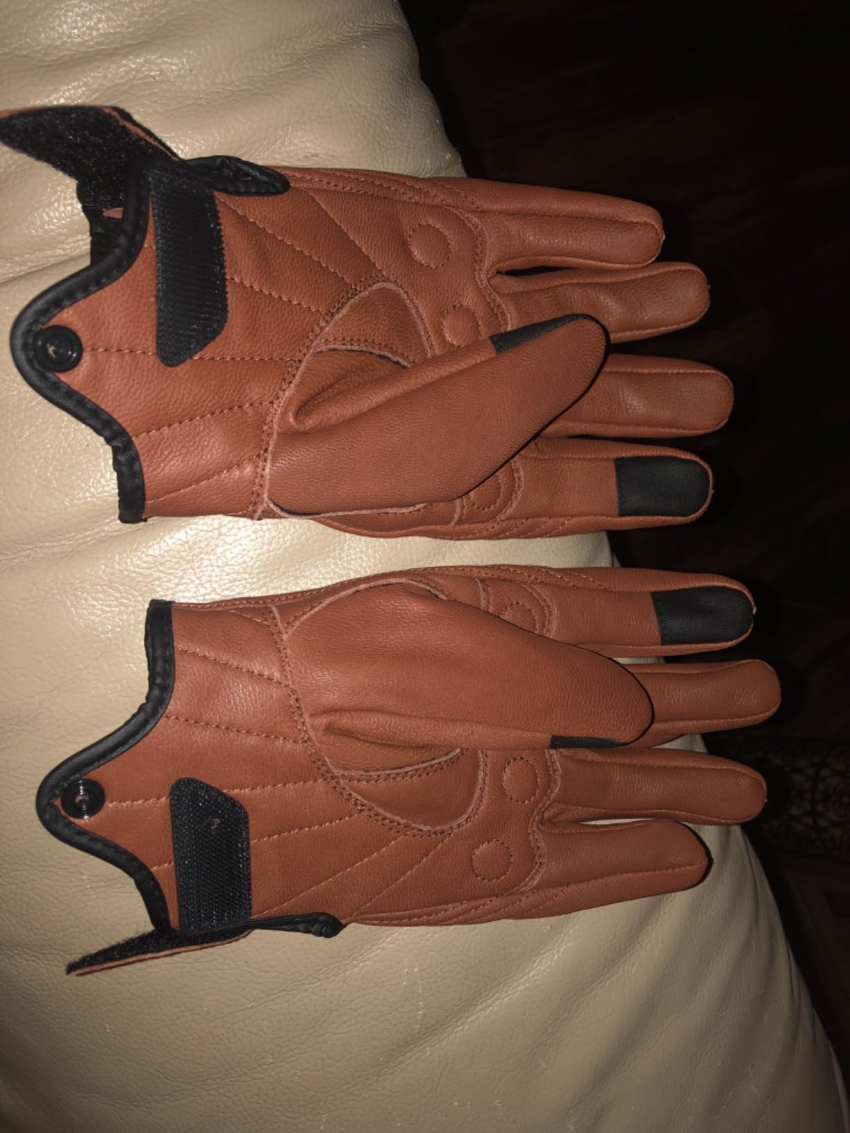 Harssidanzar Mens Winter Warm Leather Motorcycle Gloves with Touchscreen GM041US customer photo 2