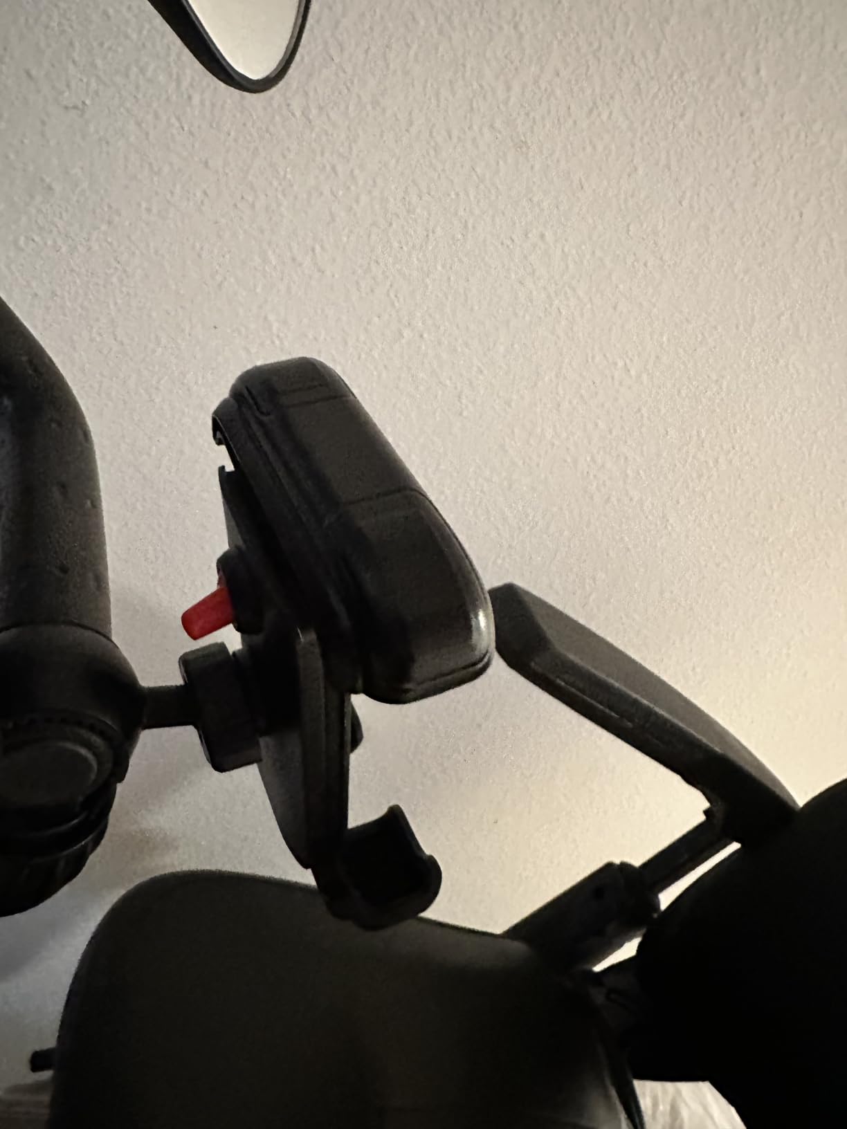 LISEN Bike Phone Holder, [Super Easy Install] Motorcycle Phone Mount Ebike Accessories Bicycle Handlebar Holder Mount Gifts for Adults Kids Men Mountain Mini Bike Scooter Gear Accessories, Black customer photo 1