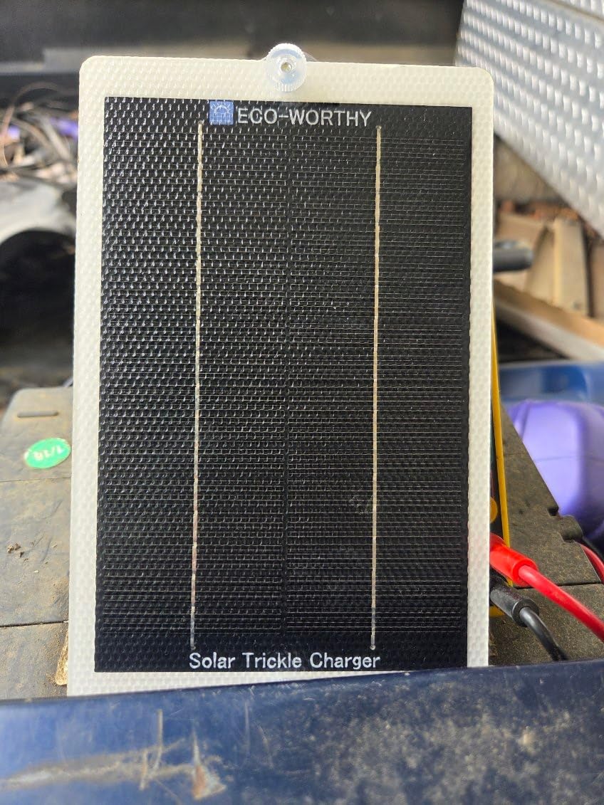 ECO-WORTHY 2.5W Solar Car Battery Charger Maintainer 12V Waterproof Solar Panel Portable Solar Trickle Charger for Car Truck Boat Lawn Mower RV Trailer Tractor Utility Vehicle Battery customer photo 2