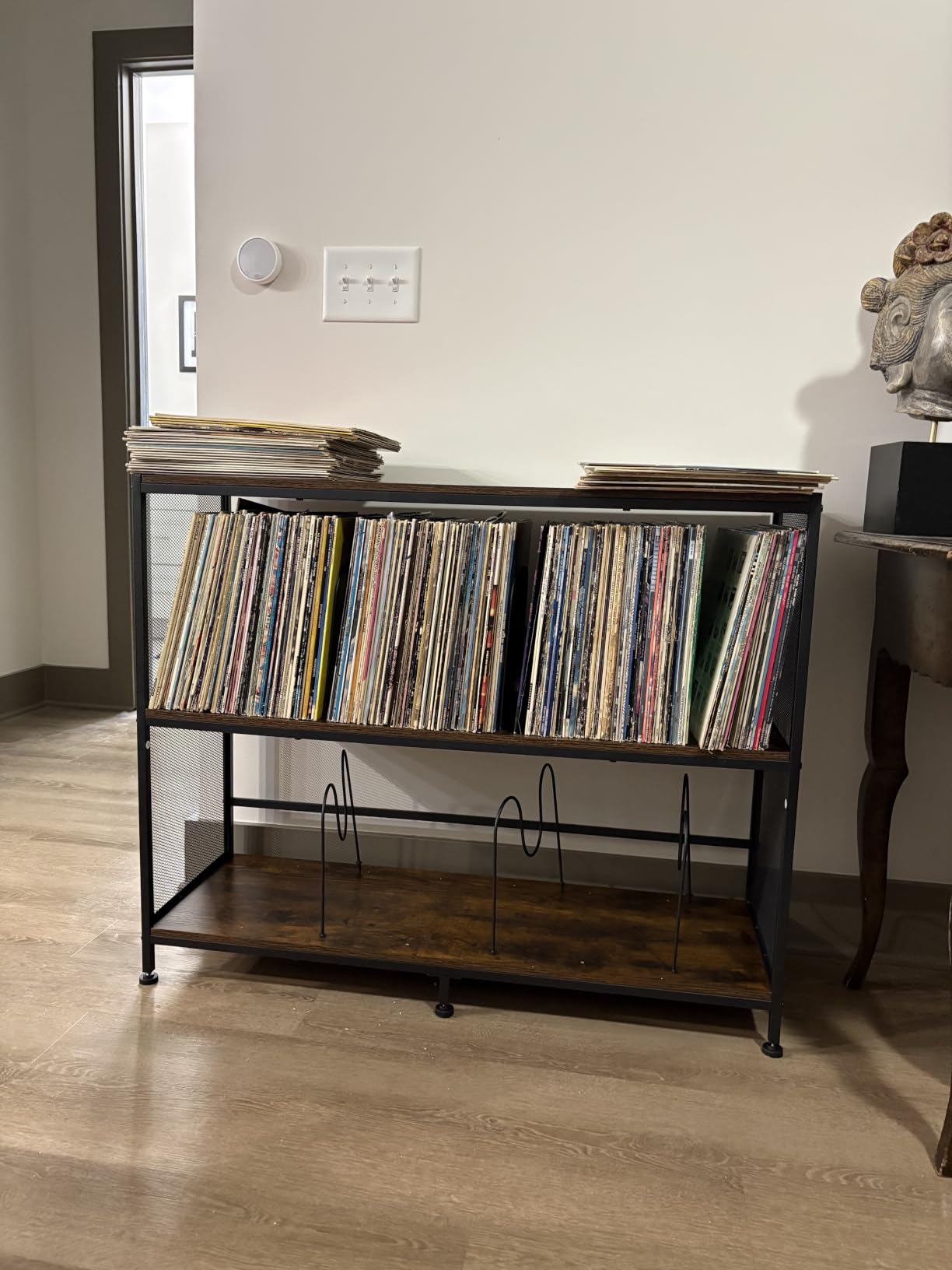 3-Tier Vinyl Record Storage: Vintage Player Table with Spacious Storage - Up to 450 Records, Turntable Stand with Adjustable Dividers, Extra Top Surface for Audio Equipment, Perfect for Living Room customer photo 2