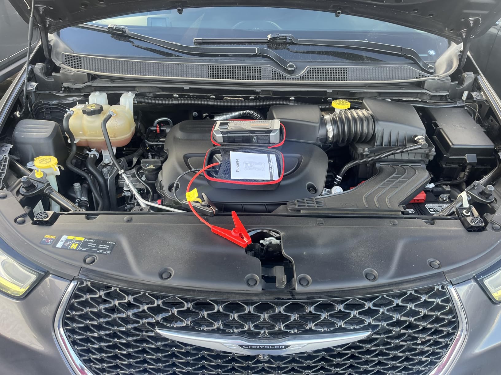 [2026NEW Model] 5000A Jump Starter with Air Compressor,Car Jumper Starter Portable with 150PSI Tire Inflator 12V Jump Box with LCD Display,Flashlight,Storage Case (Up 9L Gas/8L Diesel Engine customer photo 2