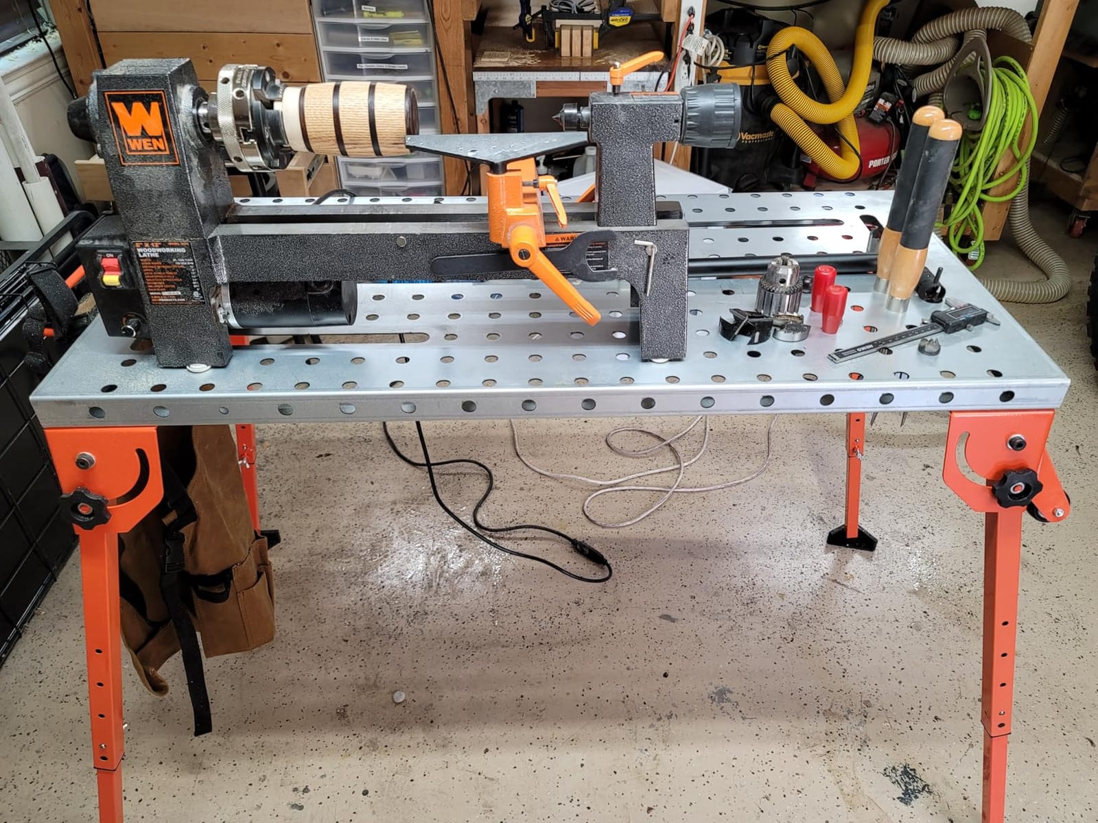 VEVOR Foldable Welding Table 44