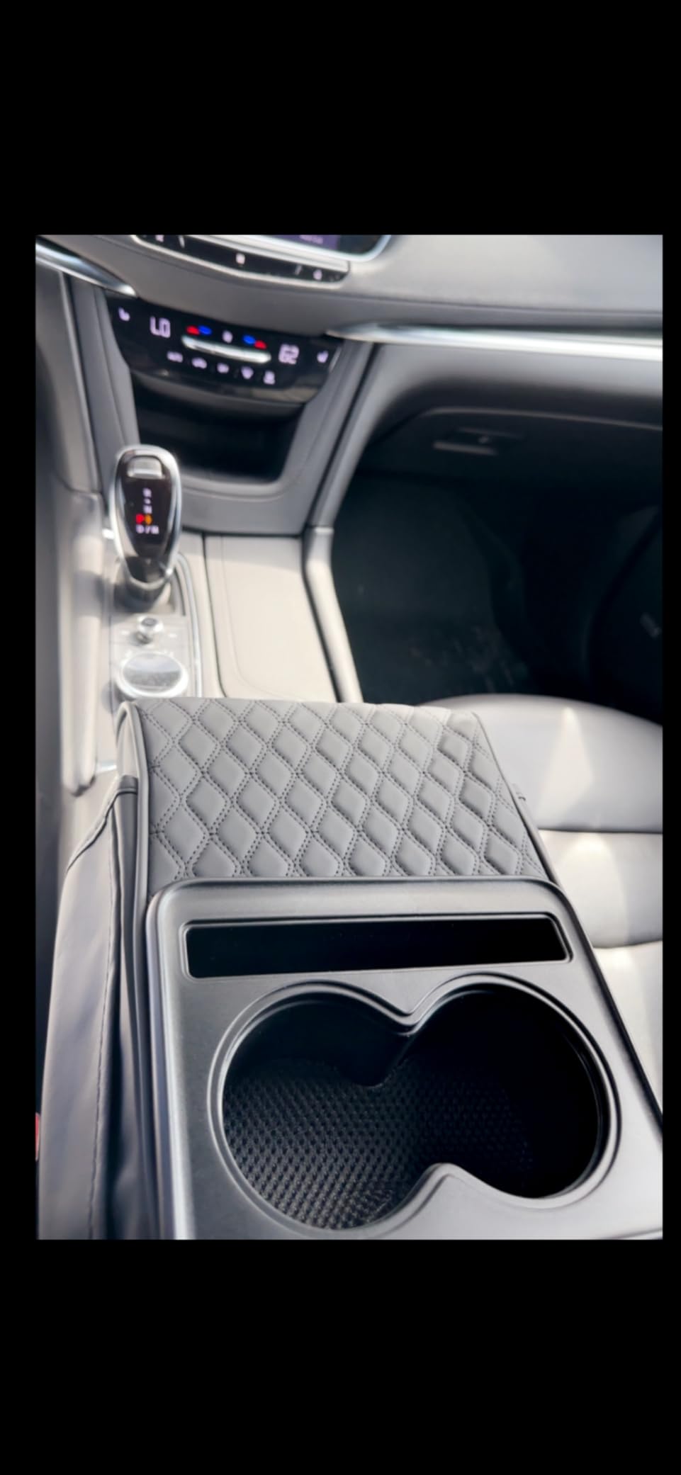 Car Armrest Cushion,5-in-1 Center Console Cover with 2 Storage Bags Cup Holder, Tissue Box Slot, Phone Slot for Sedans, Car Accessories Interior Organizers (Black) customer photo 1
