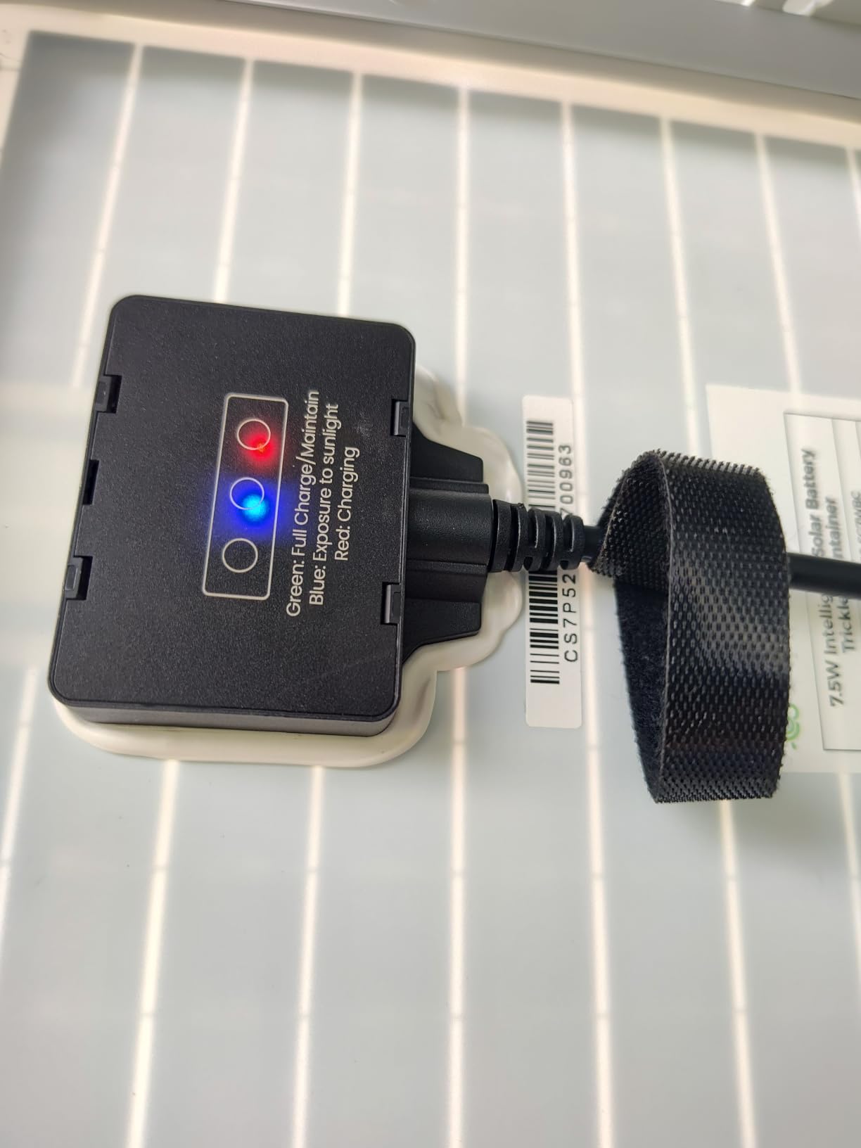 7.5W Solar Battery Maintainer & Trickle Charger, 12V Waterproof Panel with IP68 Smart Controller, Overcharge & Reverse Protection for Car, Automobile, Boat, RV, Motorcycle, Marine, Trailer customer photo 2
