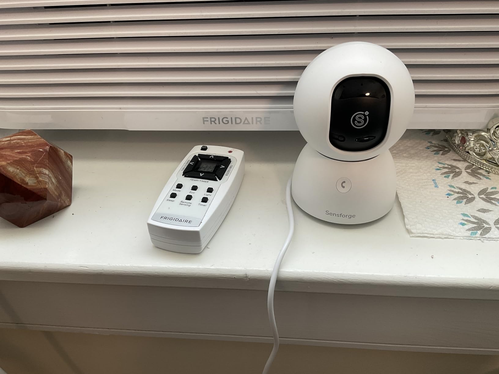 SensForge 2.5K Indoor Pan-Tilt Security Camera, 360° Dual-Band 2.4/5GHz Wi-Fi Camera for Home, Smart AI Human & Pet Detection, 64GB SD Card Included, Two-Way Talk, No Subscription Required (1, White) customer photo 2