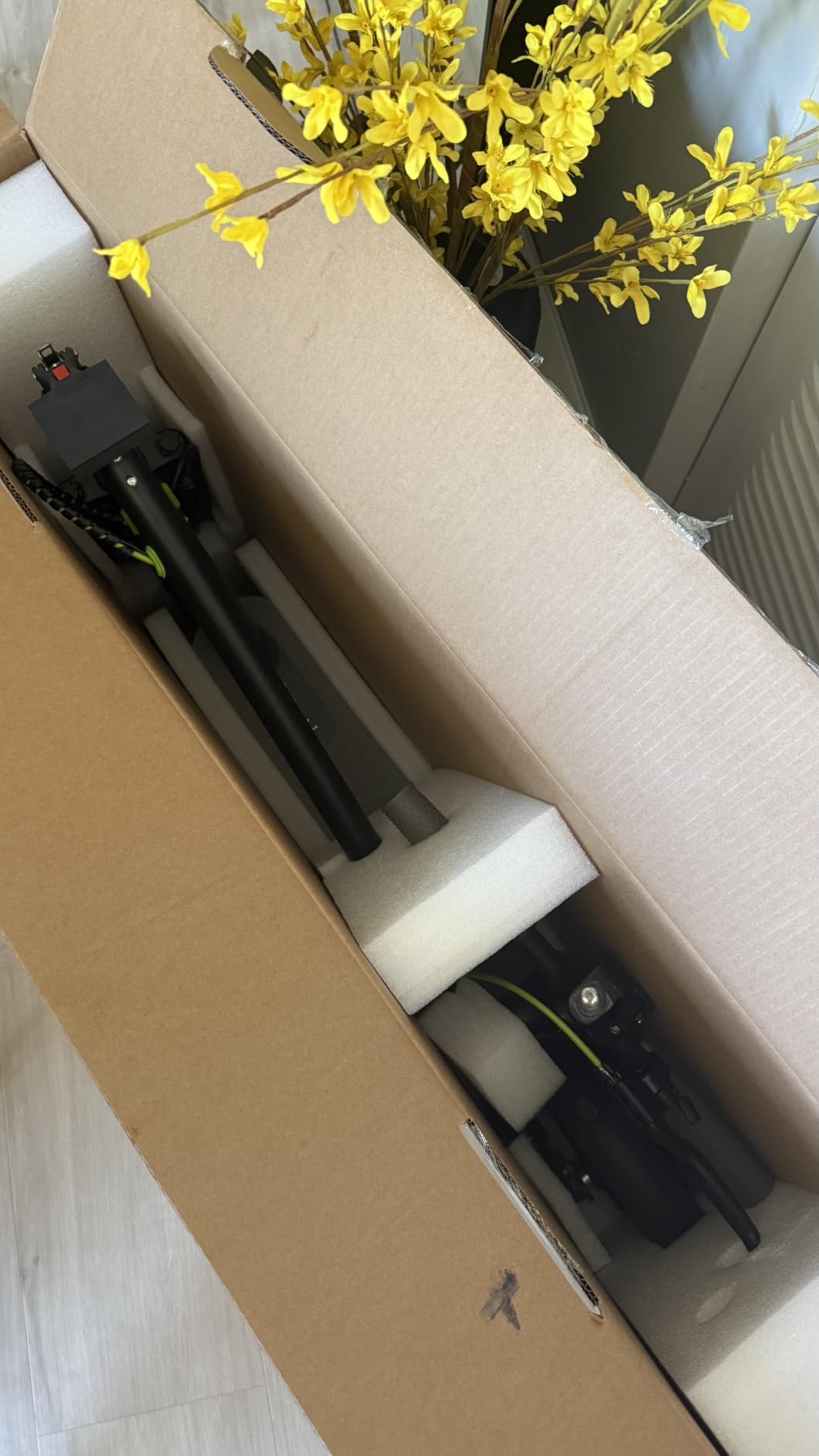 Electric Scooter - 350W/500W Motor, 8.5