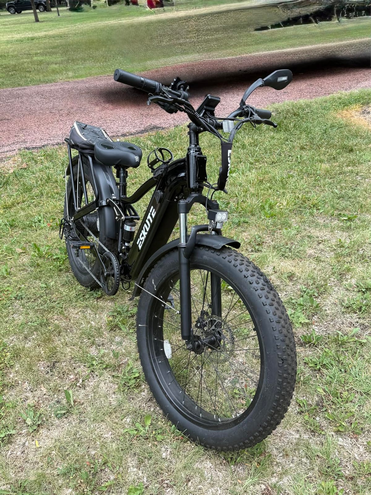 ESKUTE Electric Bike for Adults - 48V20.8Ah Battery Hunting Ebike up to 86 Miles, 32+MPH, Peak 1800W, 26x4.0 Fat Tire Step-Over 8-Speed Full Suspensions Mountain E-Bike customer photo 2