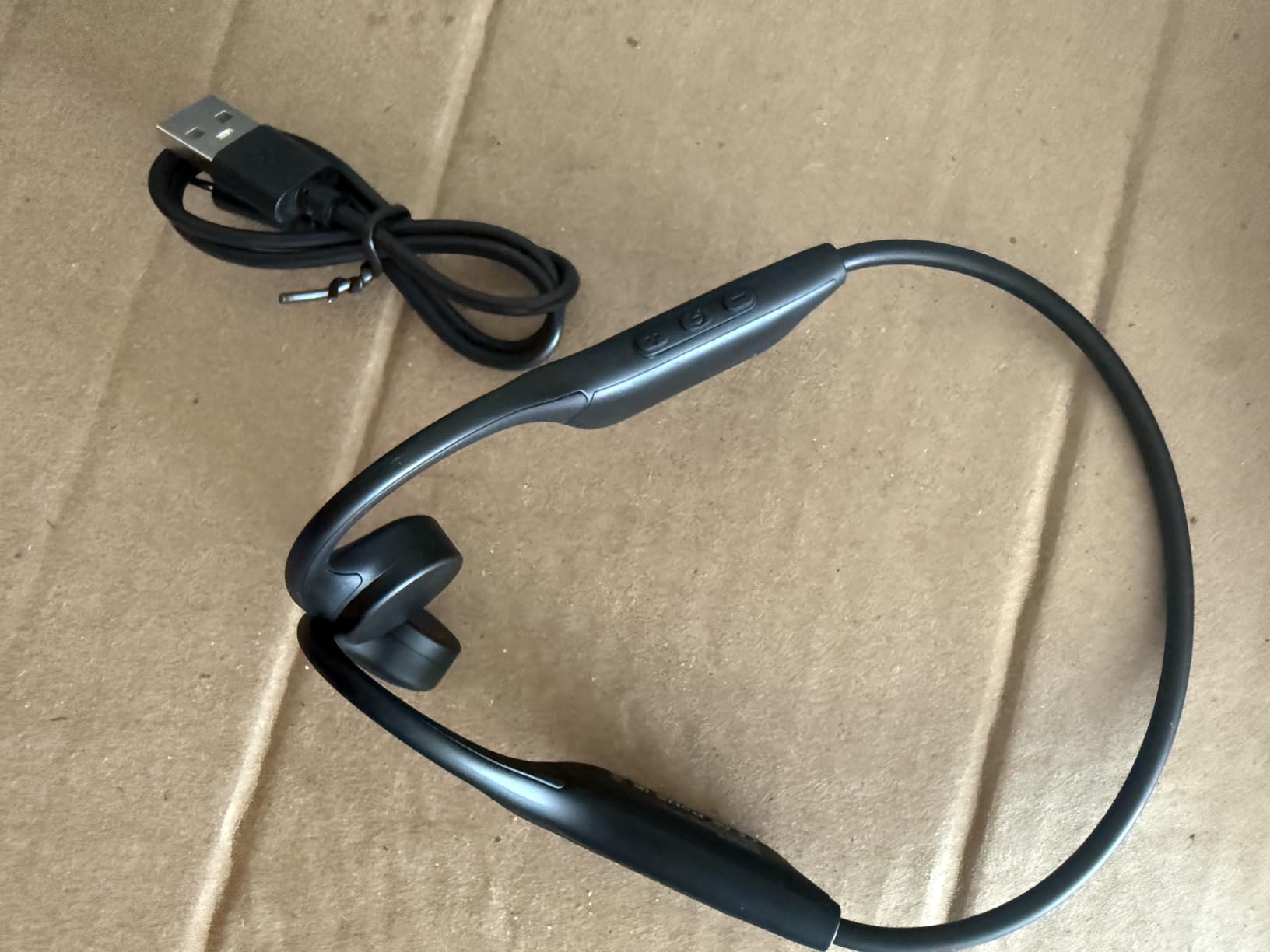 New Bone Conduction Headphones Bluetooth 6.0, Open Ear Earbuds with Mic, Premium Sound, 3 EQ Modes, 10H Playtime, 25g Lightweight, IP65 Waterproof Sports Headphones for Running Cycling Hiking customer photo 1